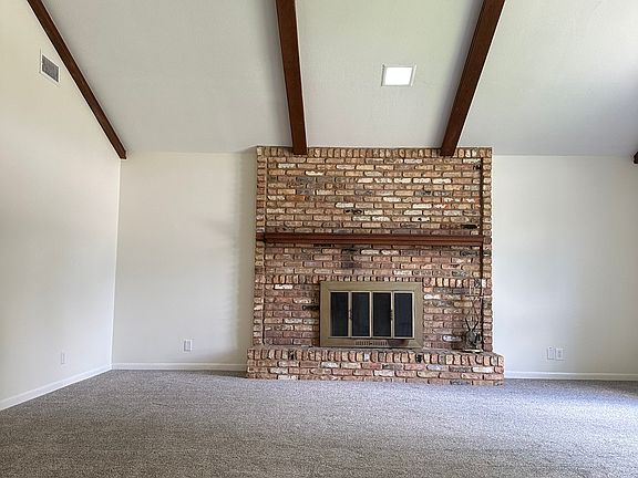 3rd image of 4106 Southpark Dr