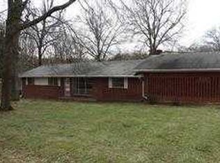 1402 26th St SW, Hickory, NC 28602
