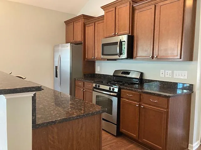 166 Cordage Dr — Photo 4