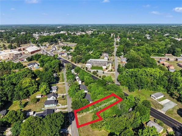 530 Townbranch Rd, Graham, NC 27253