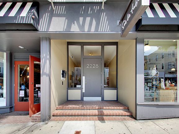 3rd image of 2228 Union St APT 212