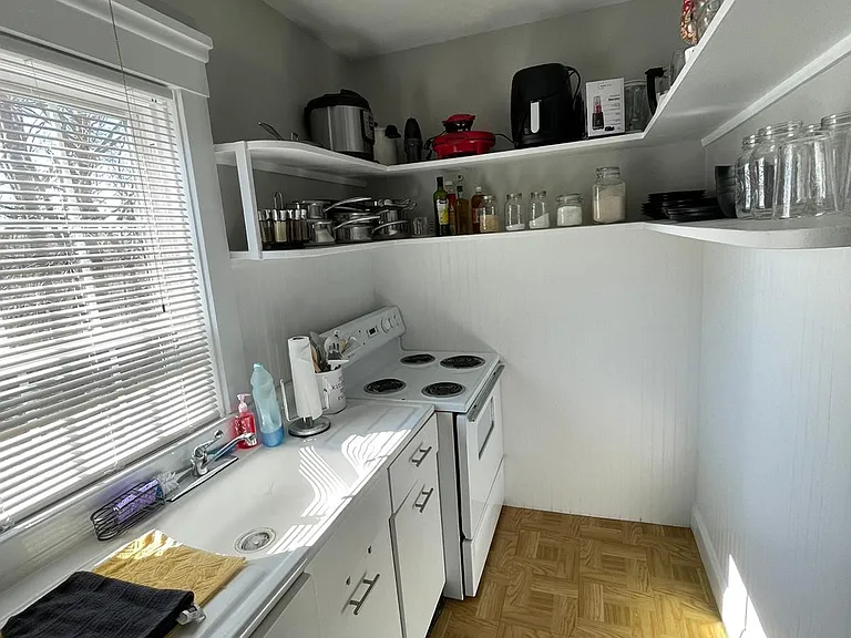 63 Shady Lea Rd — Photo 5