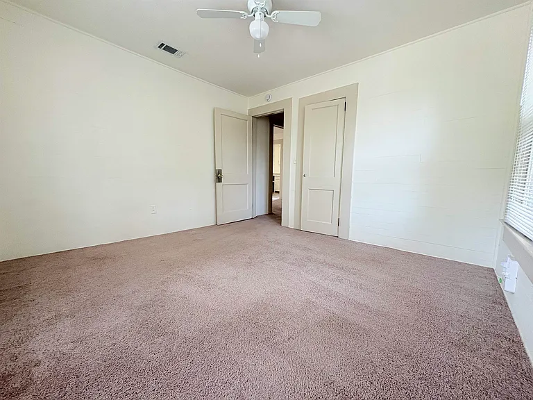 1612 N M L King Jr Blvd #UP — Photo 10