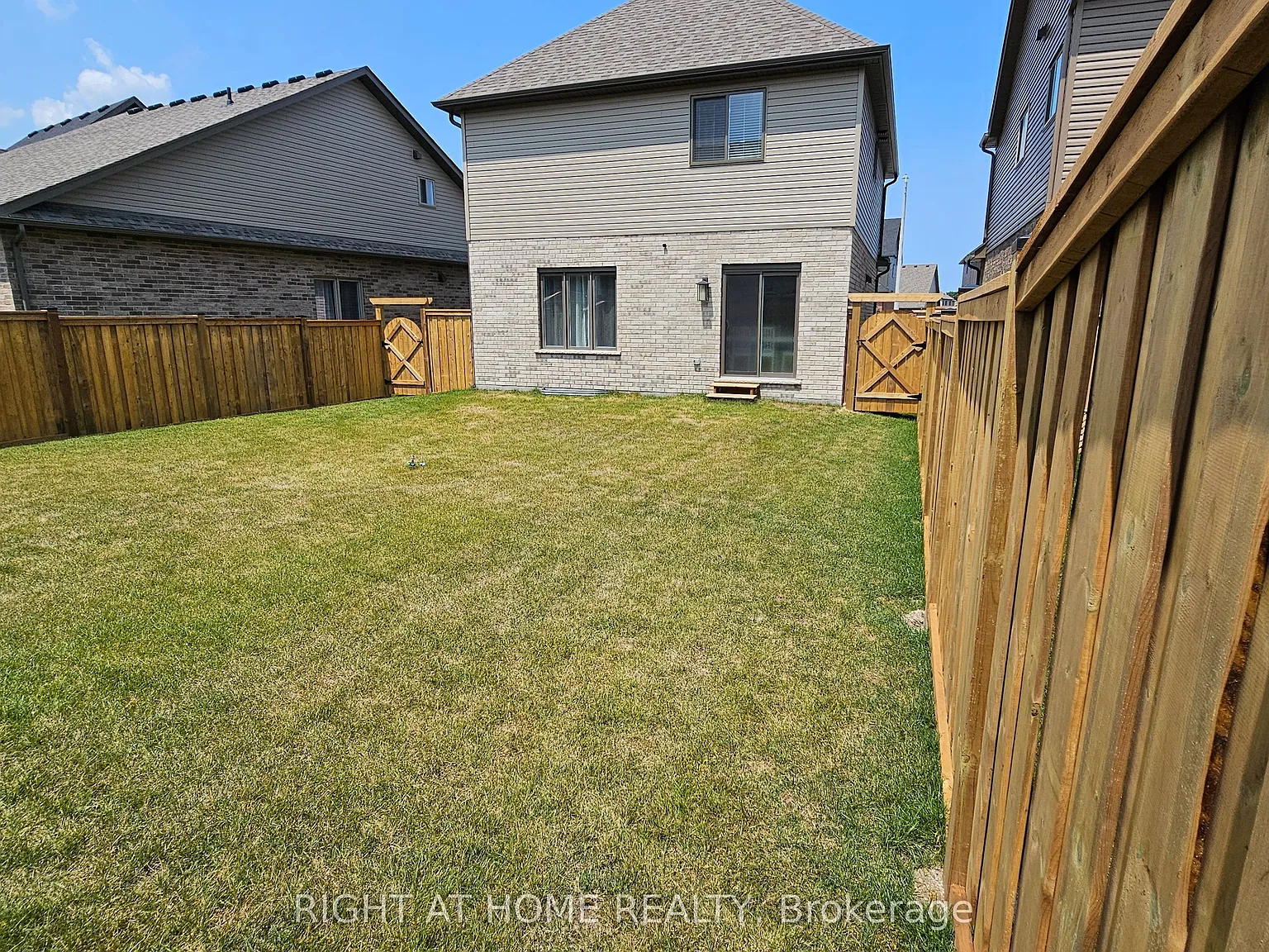 3 bed, $3,300 — Photo 4