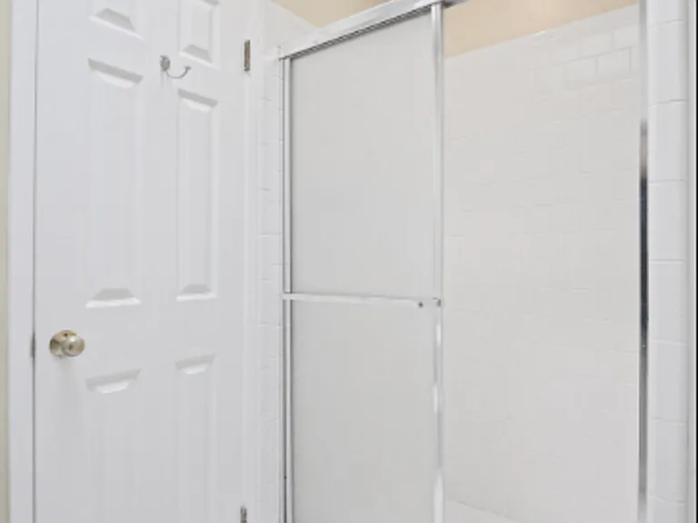 28 Mariner Green Dr — Photo 11