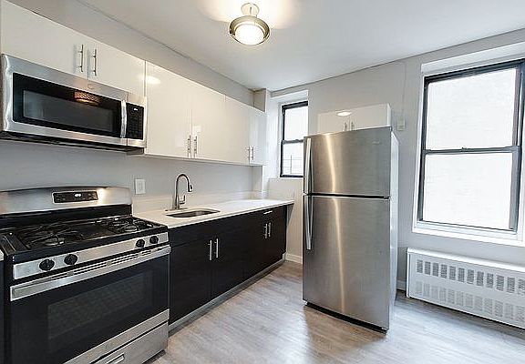 3rd image of 1357 Eastern Pkwy #48