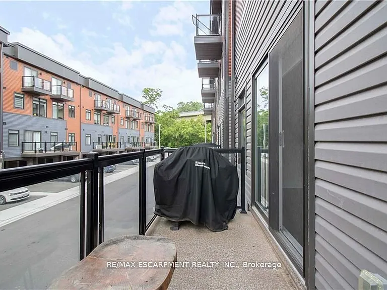 2 Willow St #44 — Photo 23