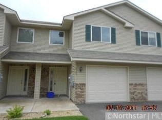 6385 Upper 13th St N, Oakdale, MN 55128