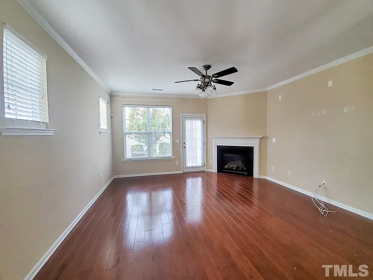 6619 Clarksburg Pl — Photo 3