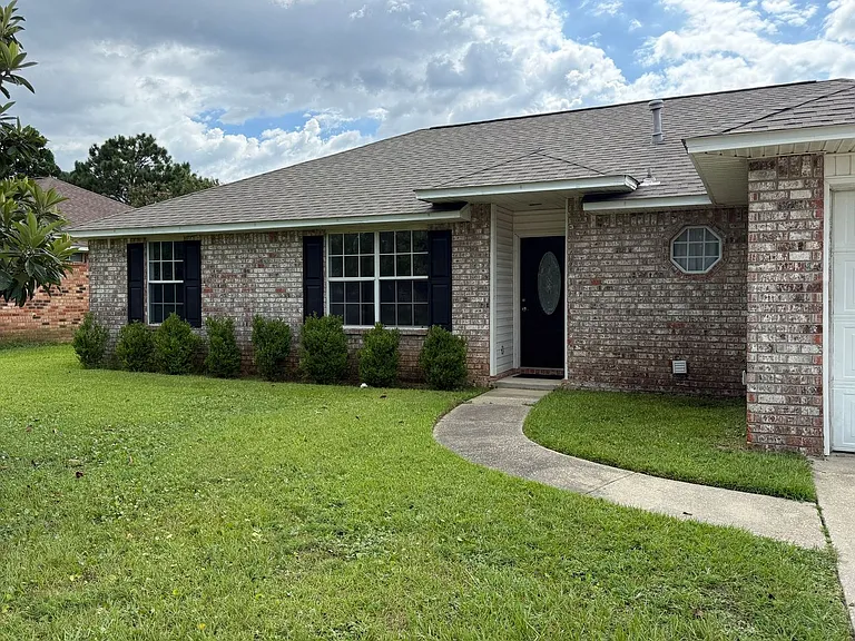 2111 Coral Creek Dr — Photo 2