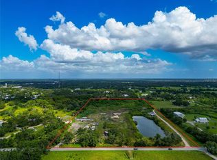 301 East Rd, Sarasota, FL 34240