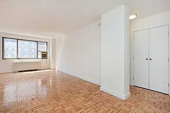 3rd image of 1652 1st Ave #10F