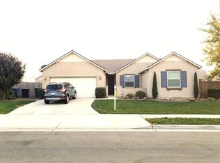 1037 Heirloom Way, Lemoore, CA 93245
