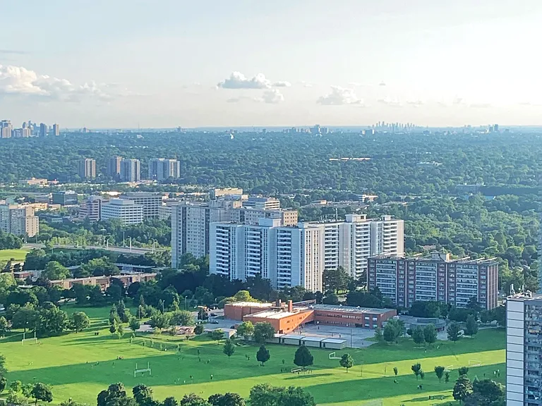 2015 Sheppard Ave E #LPH01 — Photo 13