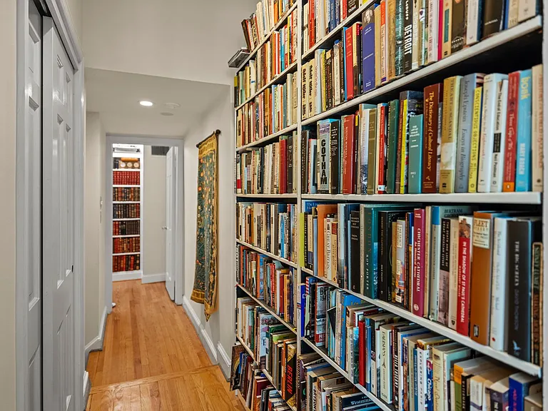 2426 I St NW — Photo 21