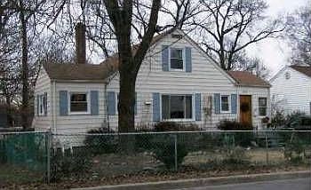 1st image of 9515 49th Ave