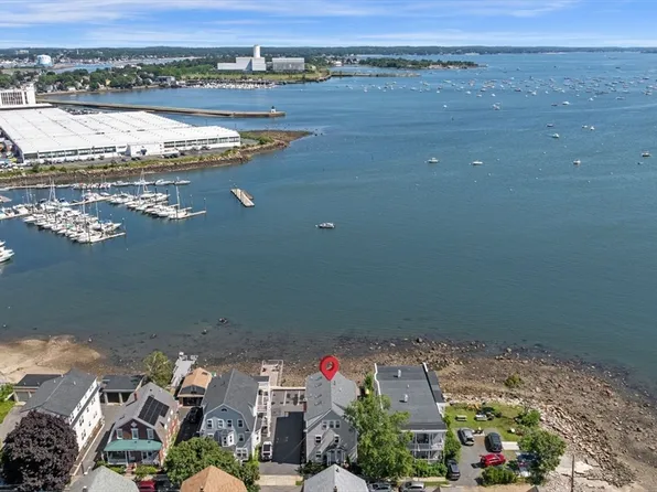 111 Leach St #3, Salem, MA 01970