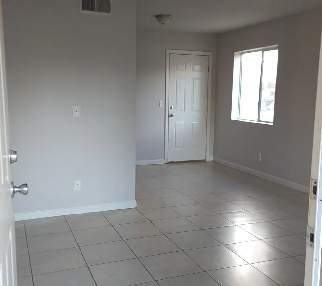 743 W 1st Ave #103 — Photo 3