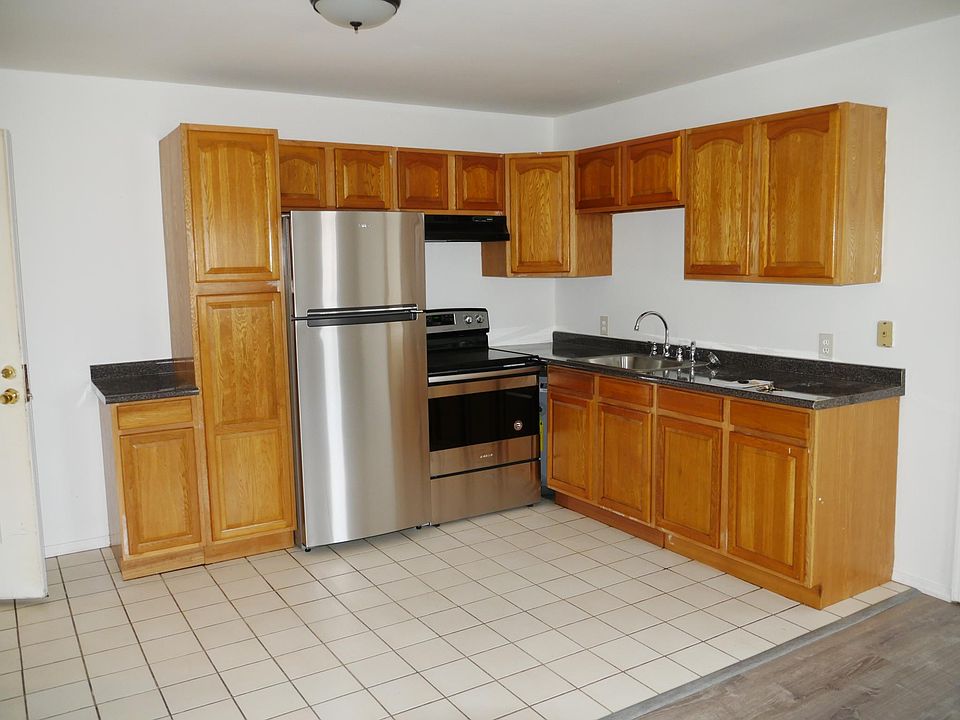 2nd image of 99 S Lake Ave #12
