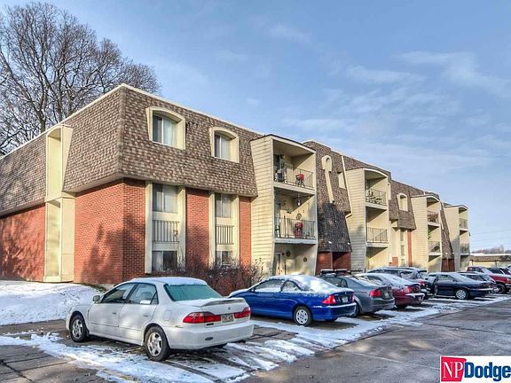 2nd image of 1220 S 120th Plz APT 203