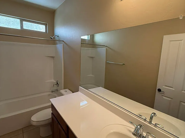 1147 E Empire Canyon Ln — Photo 5