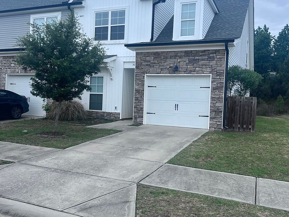 1st image of 703 Buddy Ct
