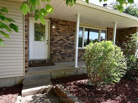 2nd image of 4022 W Greenwood Dr