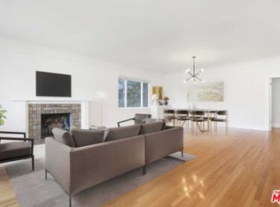 2217 N Commonwealth Ave, Los Angeles, CA 90027