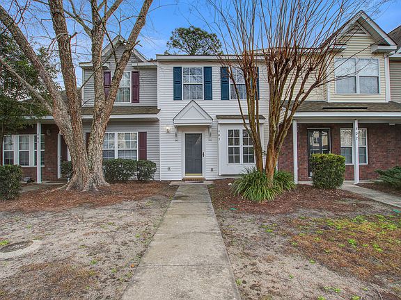 2nd image of 403 Yellow Hawthorn Cir