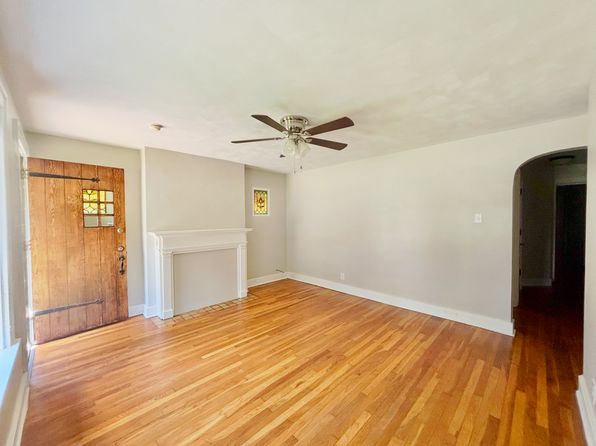 32 Shady Dr W