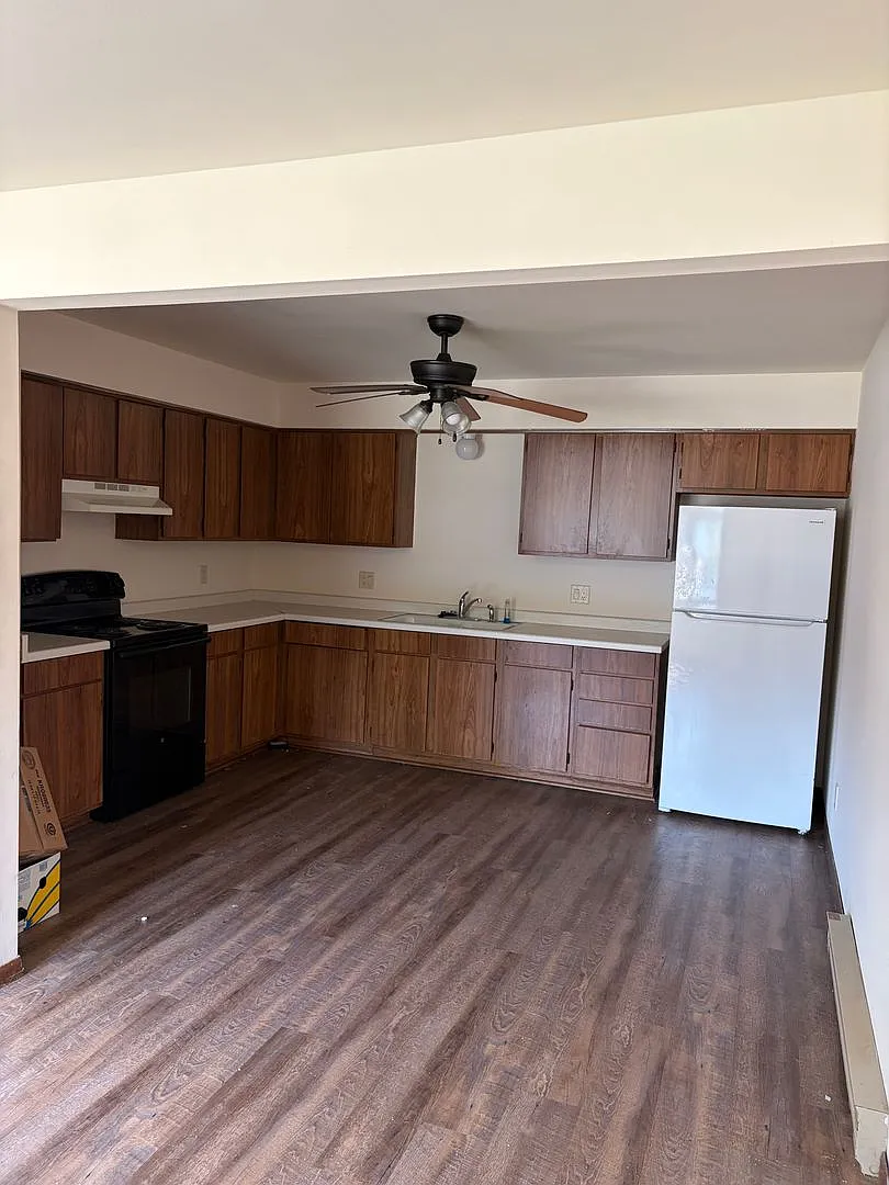 Greentree Road Apartments, LLC — Photo 1
