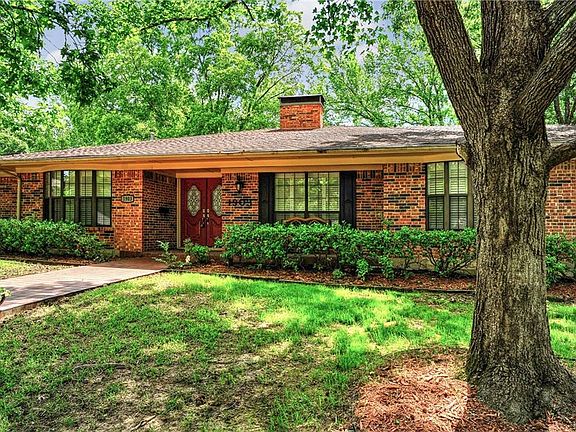 3rd image of 1903 Wes Hardin Cir