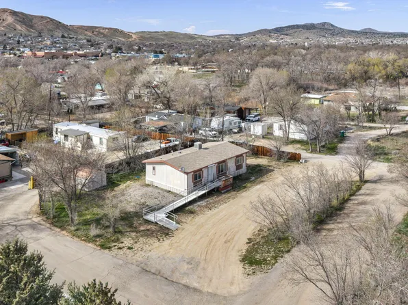 5107 Leon Dr, Sun Valley, NV 89433