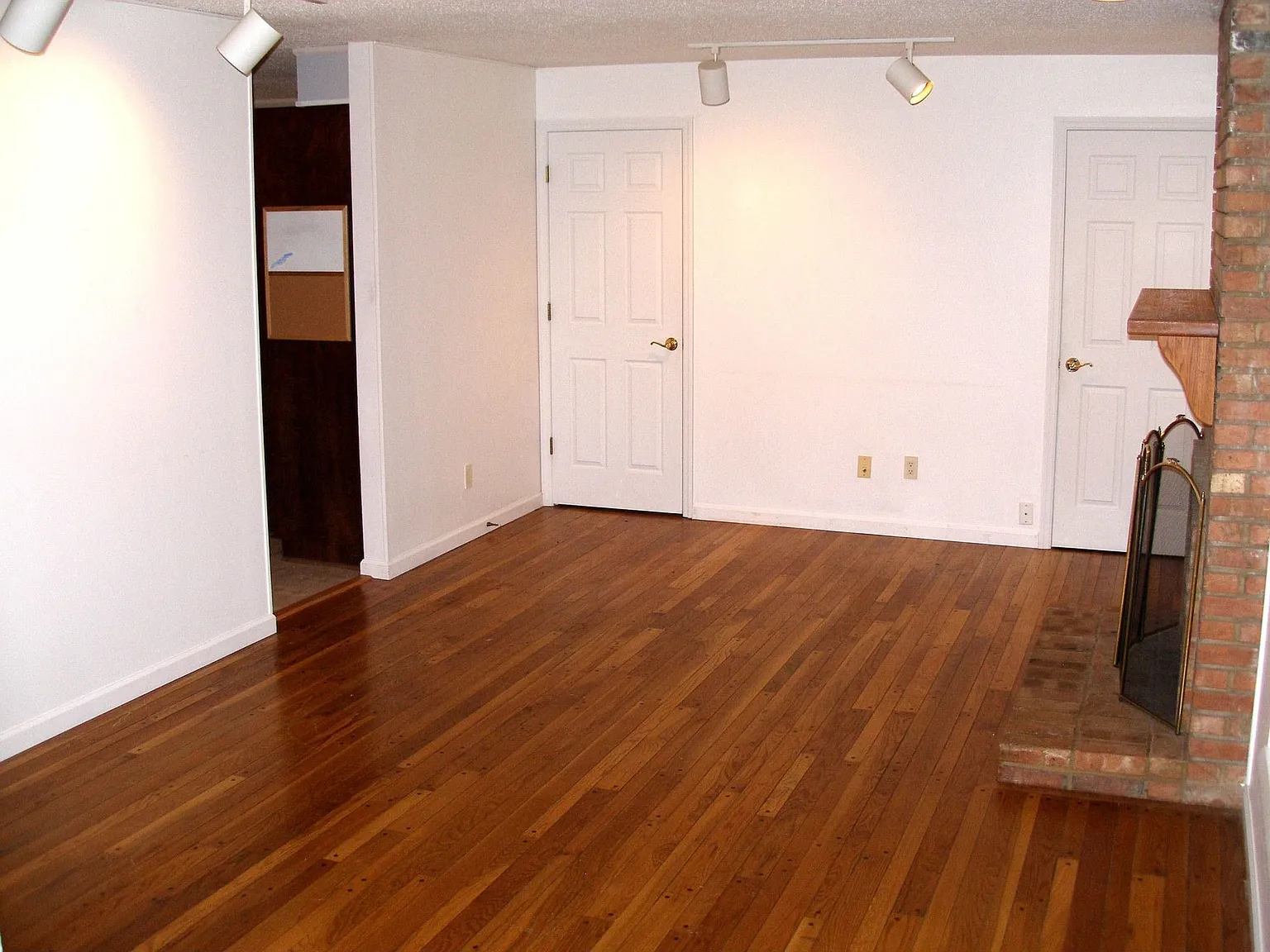 381 Sunfield Pl photo 1