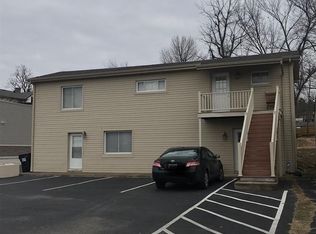 114 S Lee Trover Todd Hwy, Earlington, KY 42410