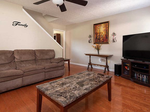 4th image of 9585 Hoyle Beals Dr