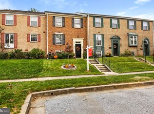 27 Blondell Ct, Lutherville Timonium, MD 21093
