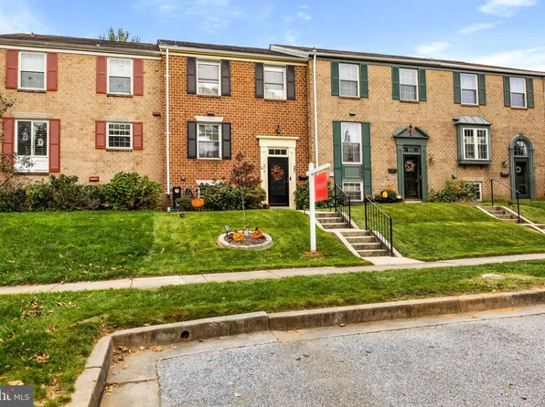 27 Blondell Ct, Lutherville Timonium, MD 21093