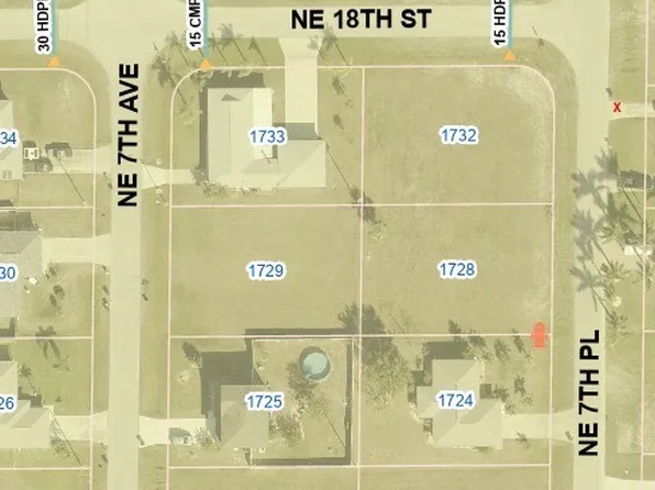 1732 NE 7th Pl, Cape Coral, FL 33909