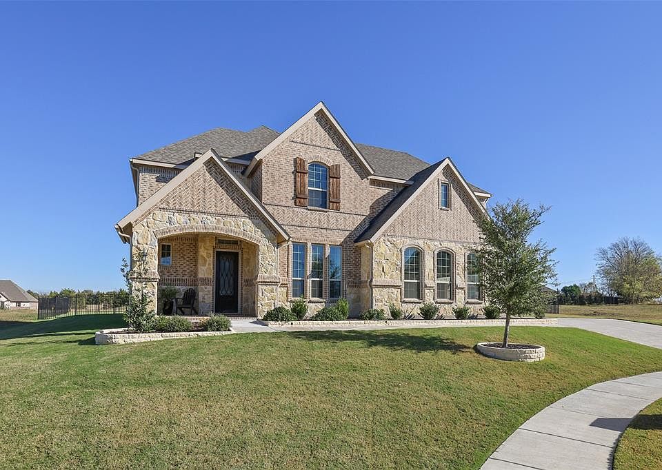 1st image of 2427 Debracie Ct