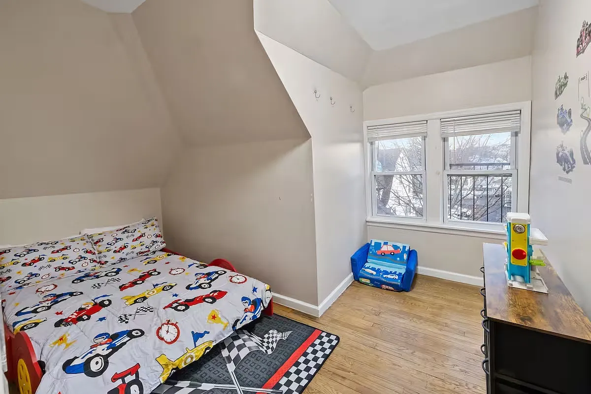 2 bed, 1000 sqft, $2,000 — Photo 4