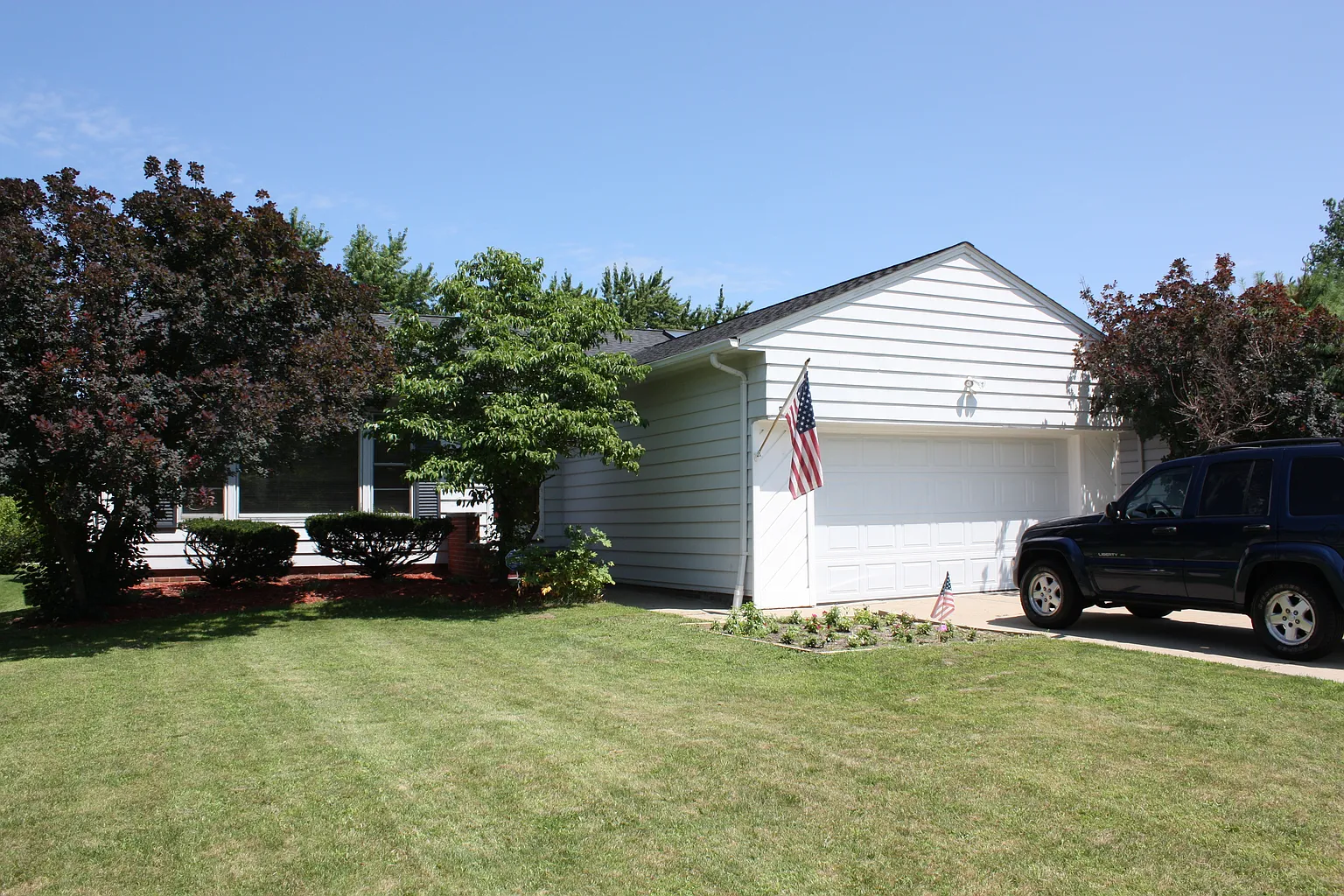 5007 N Sedgewick Rd photo 1