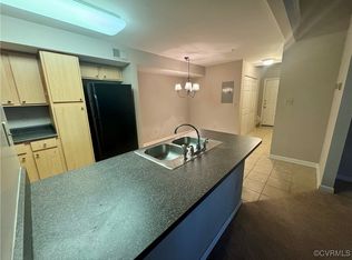 604 Bristol Village Dr APT 303, Midlothian, VA 23114