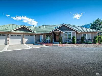700 Old Cedars Rd, Cle Elum, WA, 98922
