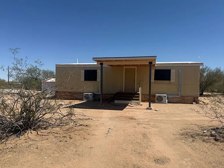 6820 N Blue Blvd — Photo 21
