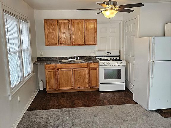 3rd image of 5031 Lafontaine St