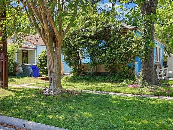 2nd image of 2905 Lens Ave