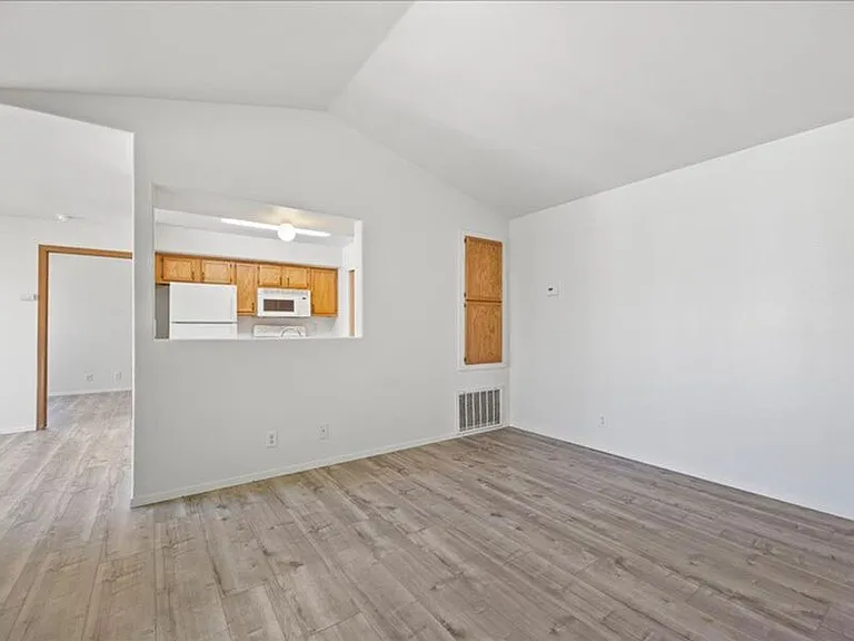 6405F Chapel Hill Blvd #F201 — Photo 9