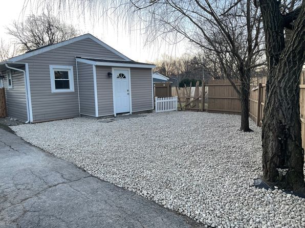 519 N Waukegan Rd
