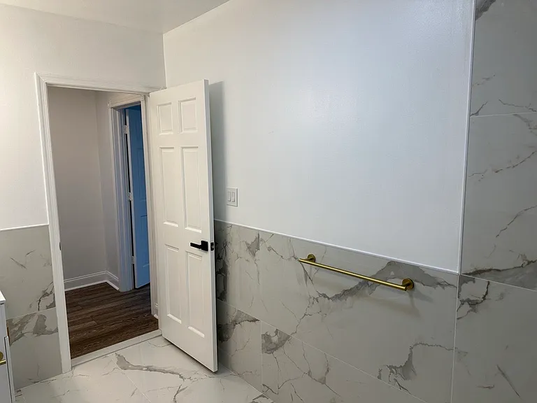 2117 E Cumberland St — Photo 38